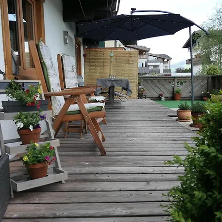 Apartmán Nummer 12 *